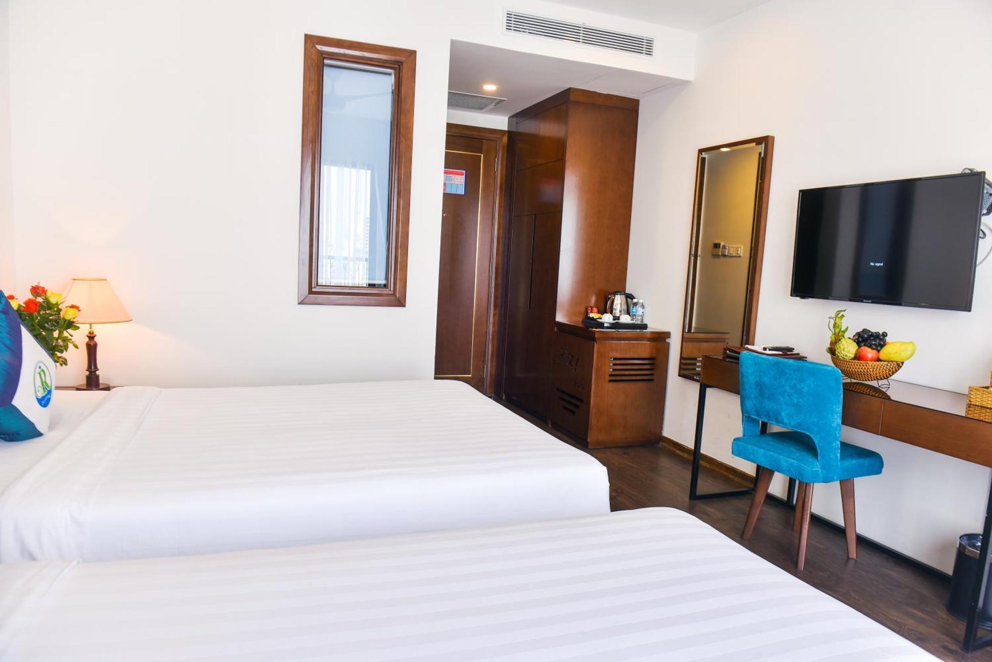 Ritzy Boutique Hotel Da Nang Beach Zewnętrze zdjęcie