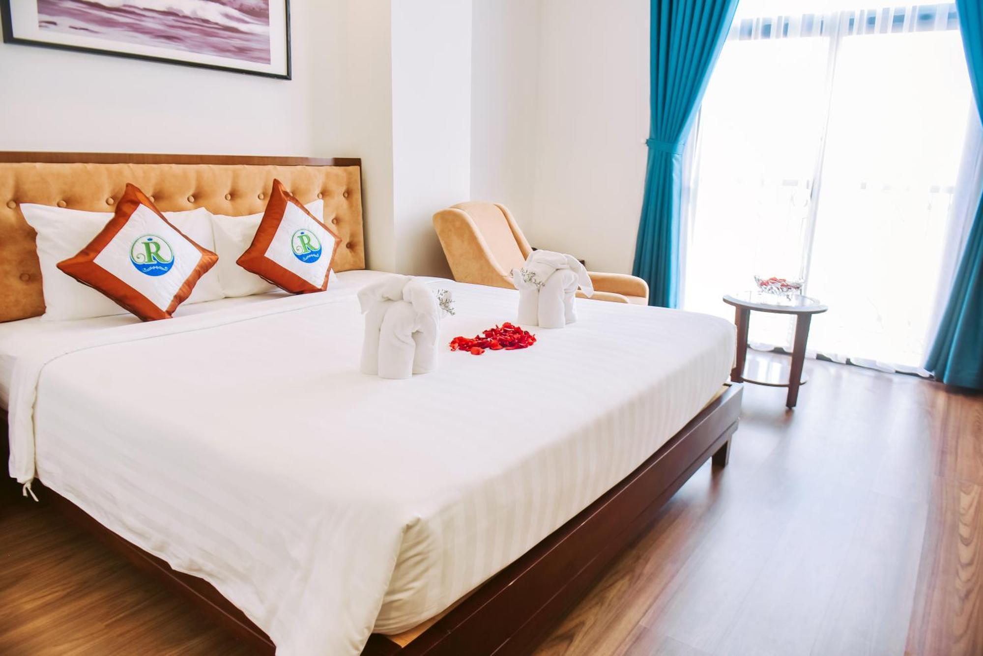 Ritzy Boutique Hotel Da Nang Beach Zewnętrze zdjęcie